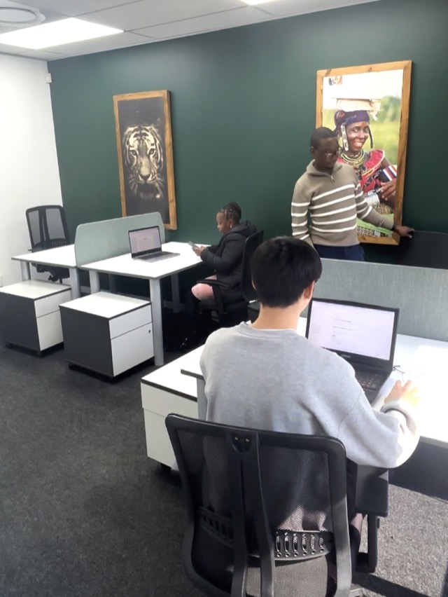 企财盈南非分公司办公区实拍